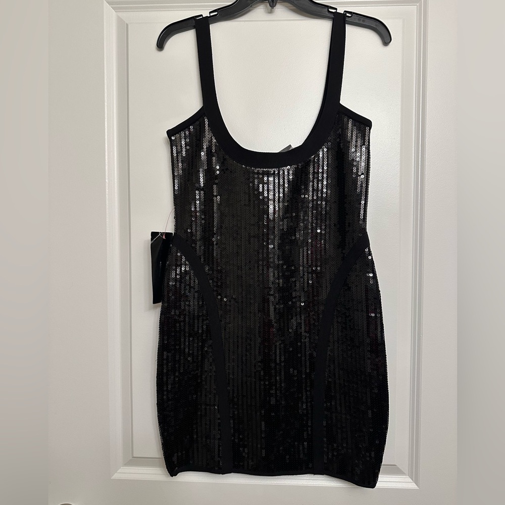 Bebe Black & Silver Sequin Bodycon Dress With Scoop Neckline/Back Zipper Closure